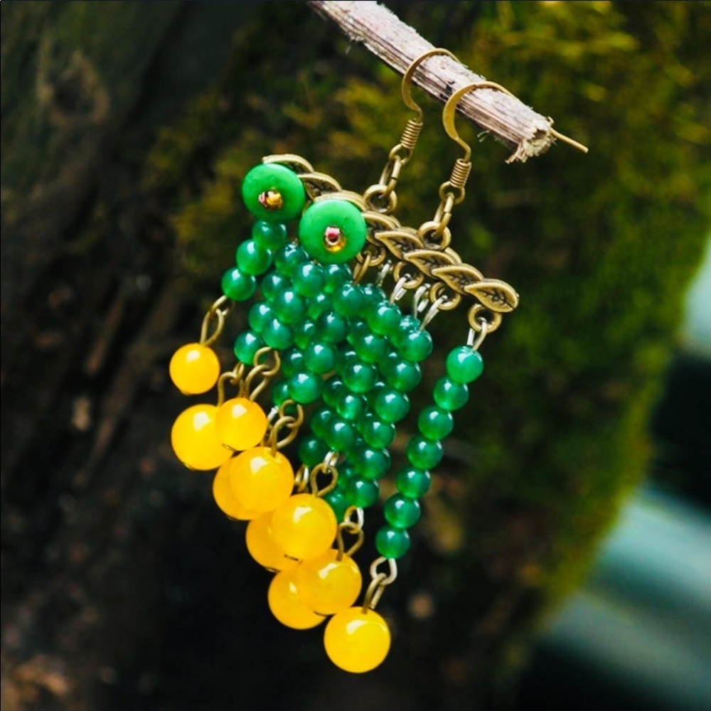 Art Deco chandelier natural bead dangle earrings
